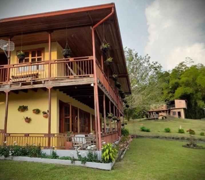 Filandia - Finca Rural La Guadalupana Otel Dış mekan fotoğraf